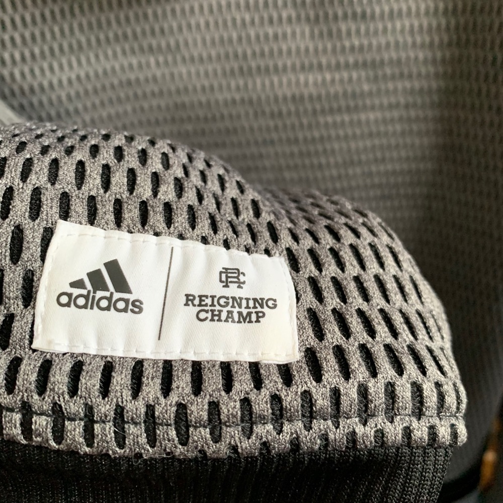 Adidas jacket - Picture 8 of 8